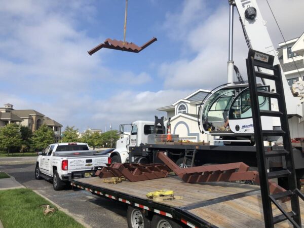 Manitex 40124SHL boom truck and operator cab